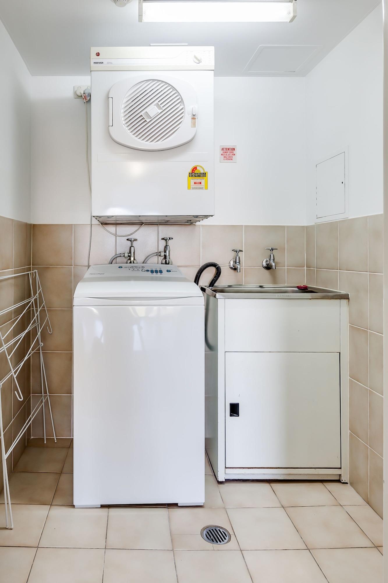 Hillcrest Apartment Hotel Брисбен Экстерьер фото