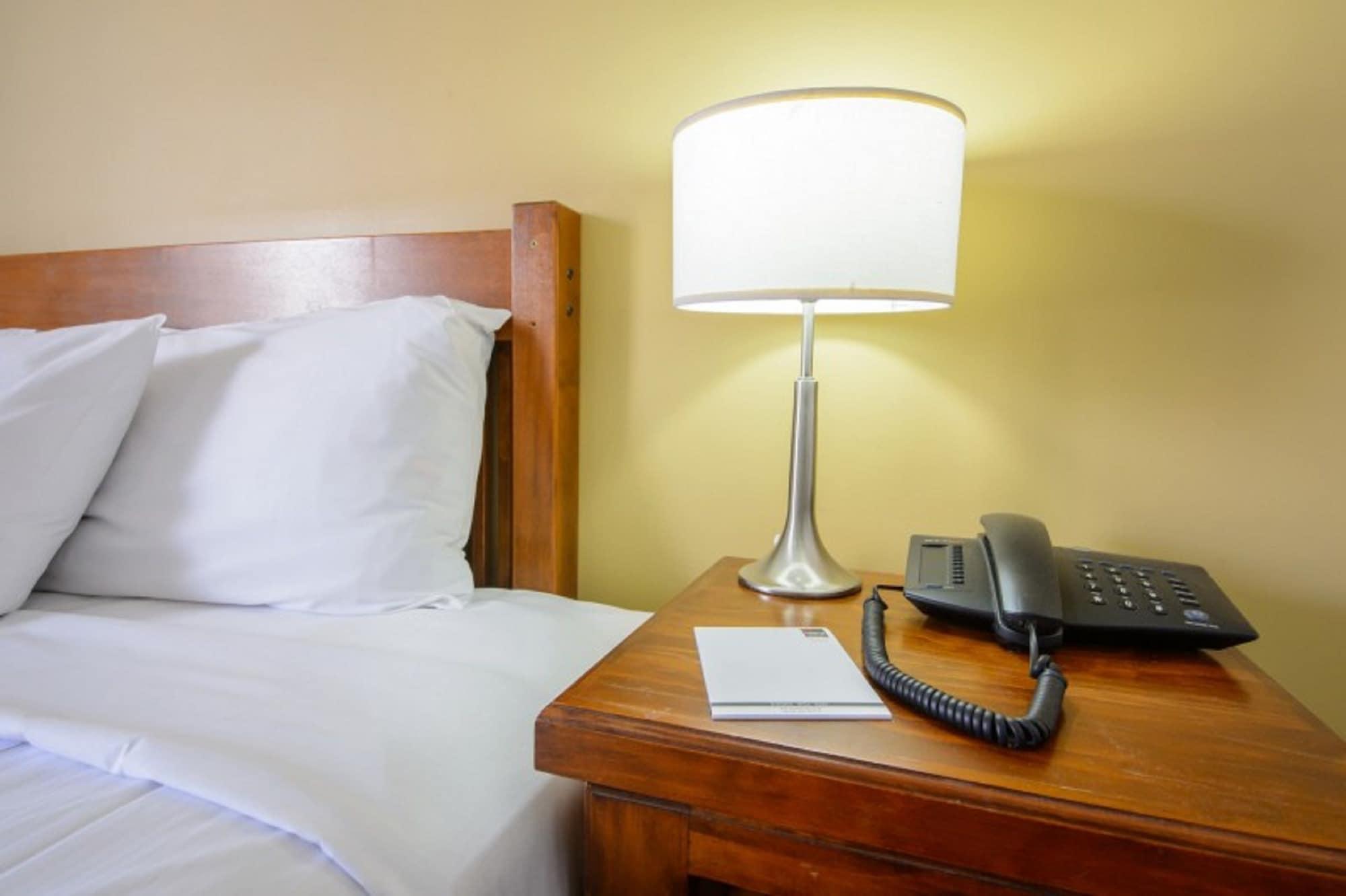 Hillcrest Apartment Hotel Брисбен Экстерьер фото